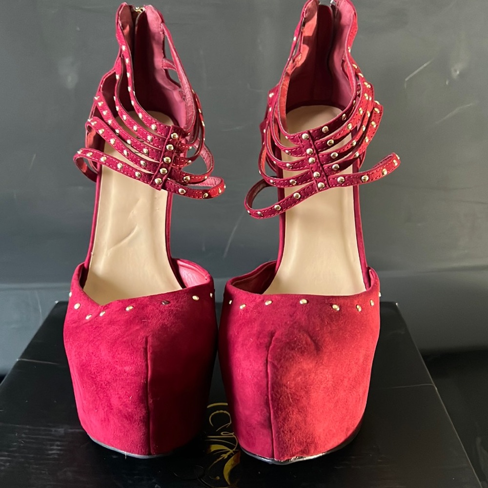 Burgundy 6in. Platform Heel